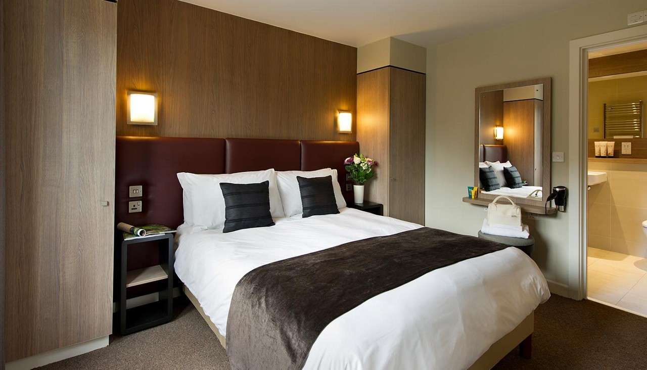 Double bedroom with ensuite