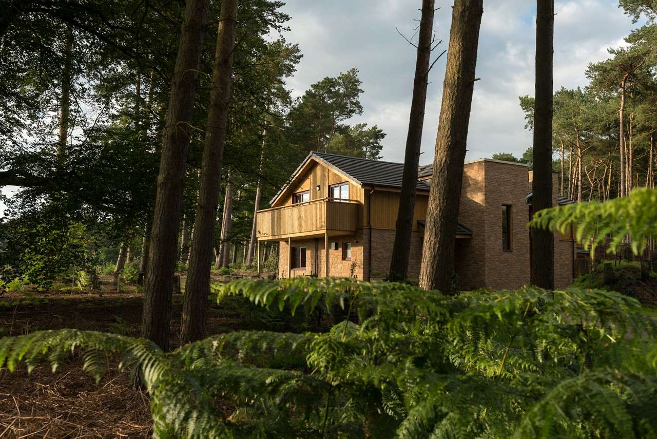 WO EXCLUSIVE LODGE EXTERIOR 2