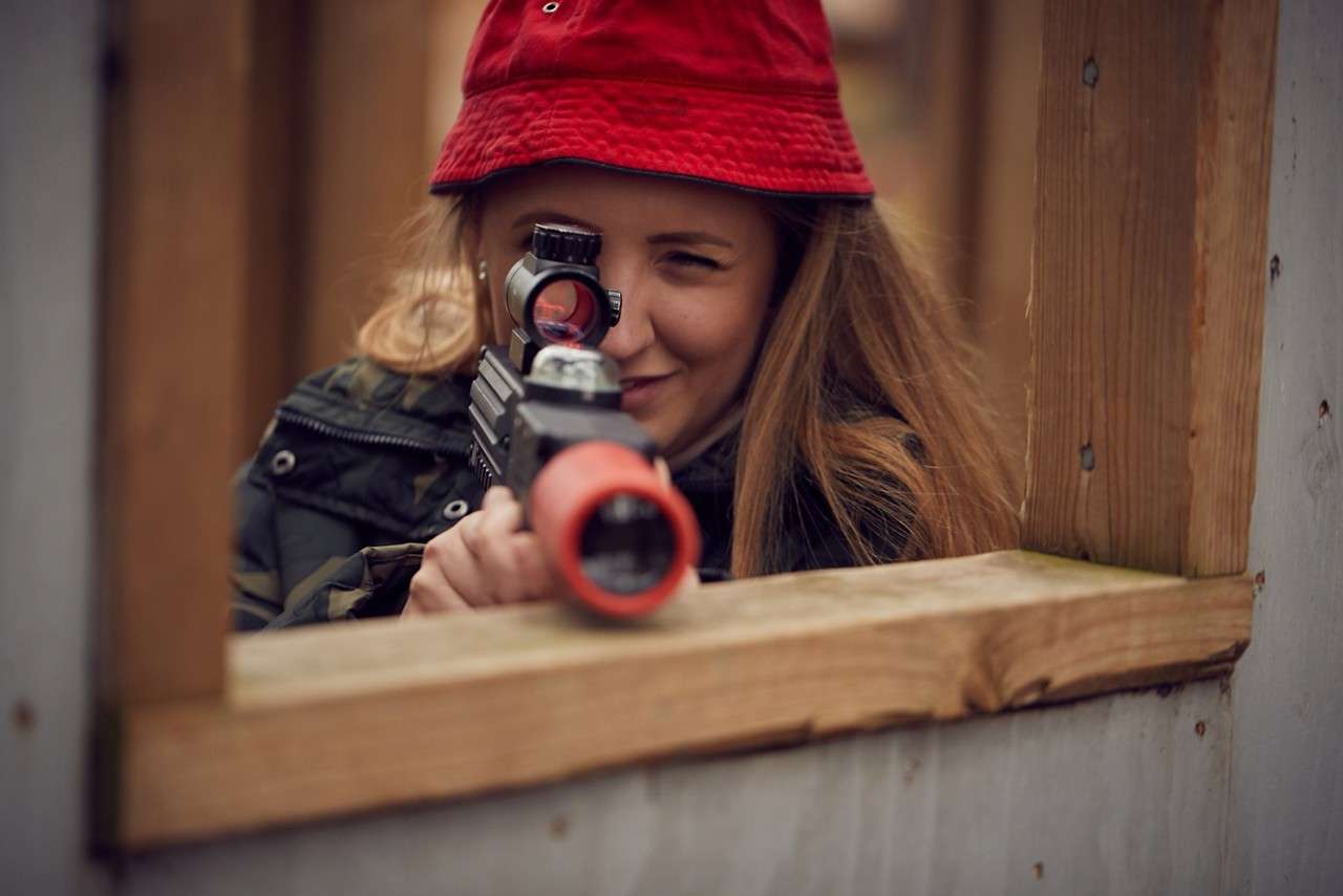 B2B - WO - Laser Combat 
